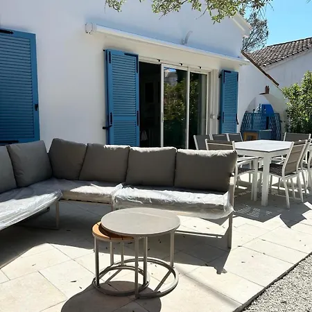 Renovee En 2025, Proche De La - Saint-raphael בית נופש