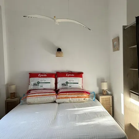 בית נופש Renovee En 2025, Proche De La - Saint-raphael *